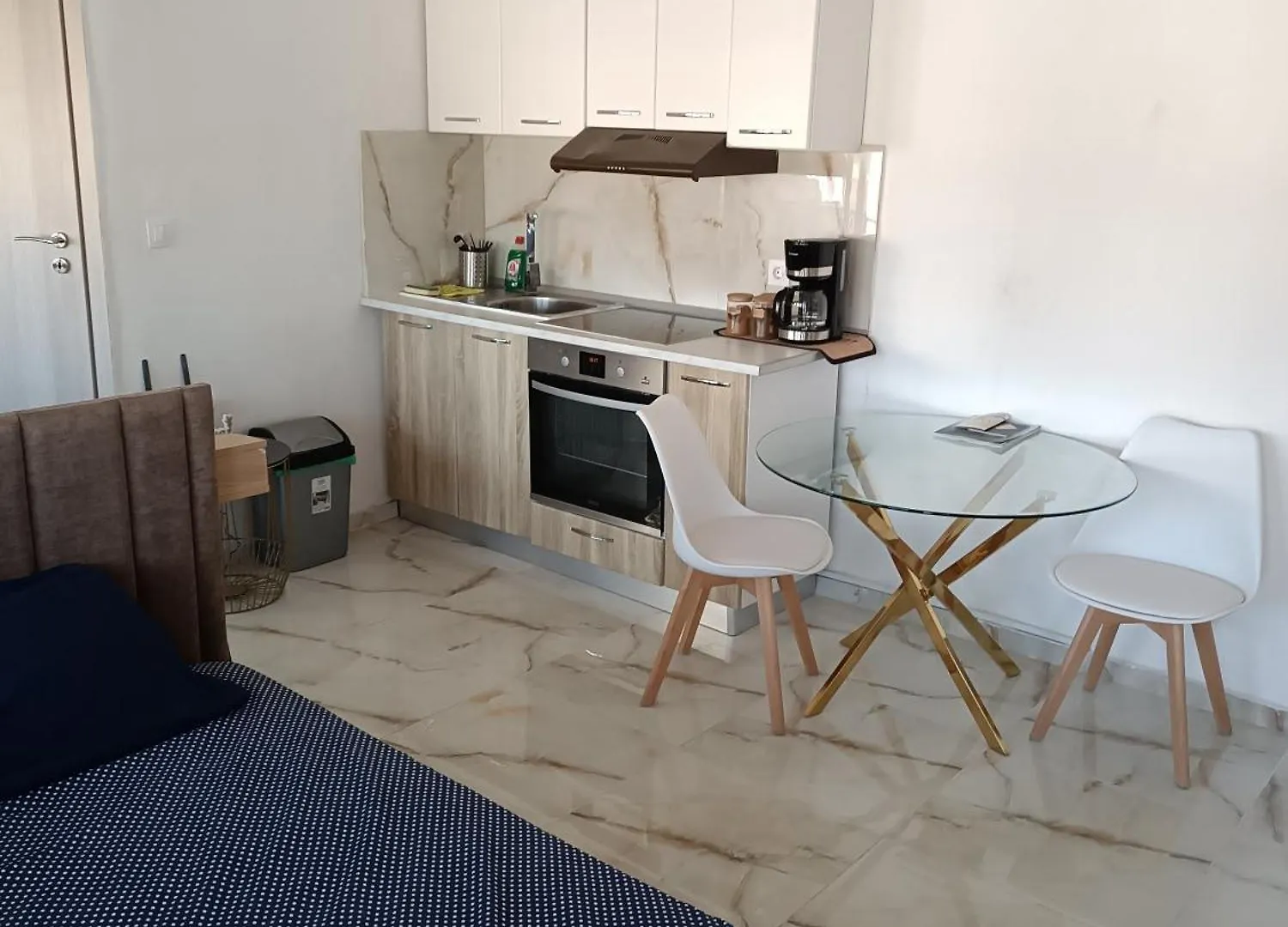 Zara'S Boutique Apartment Thessaloniki 0*,